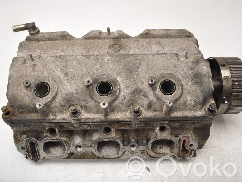 Chrysler 300M Engine head 