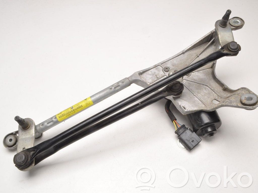 Maserati Ghibli Front wiper linkage and motor 