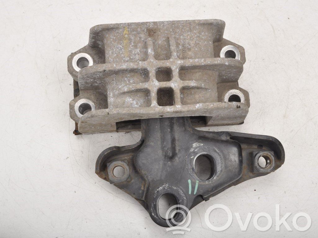 Engine mounting bracket   BK217M124AD