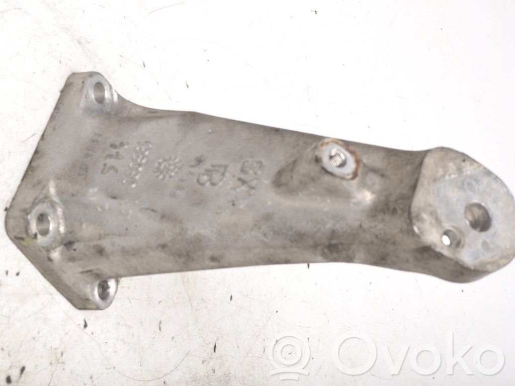 Maserati Coupe Supporto del generatore/alternatore 