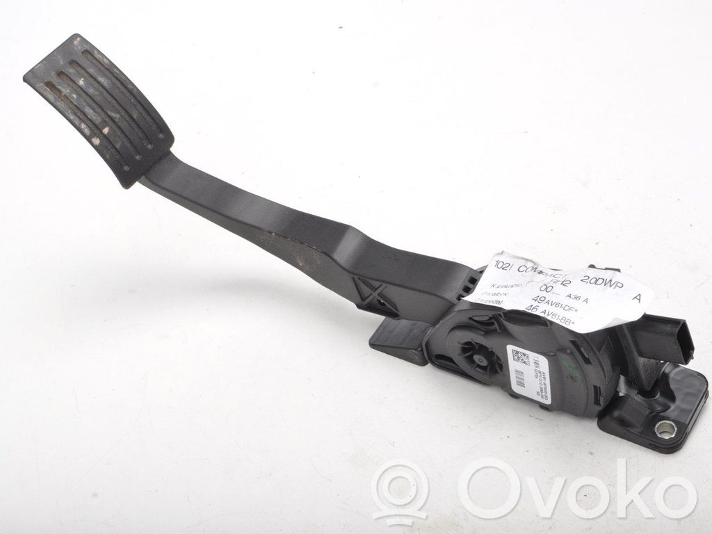 Ford C-MAX II Akceleratoriaus pedalas 