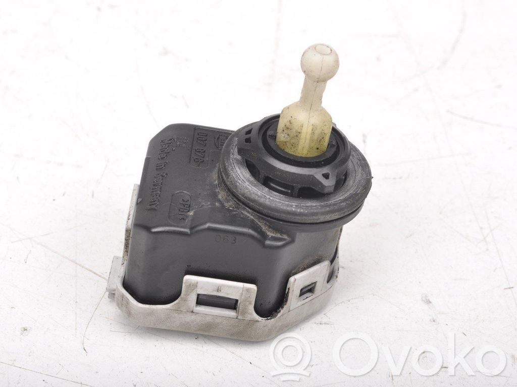 Ford Focus Headlight level adjustment motor 
