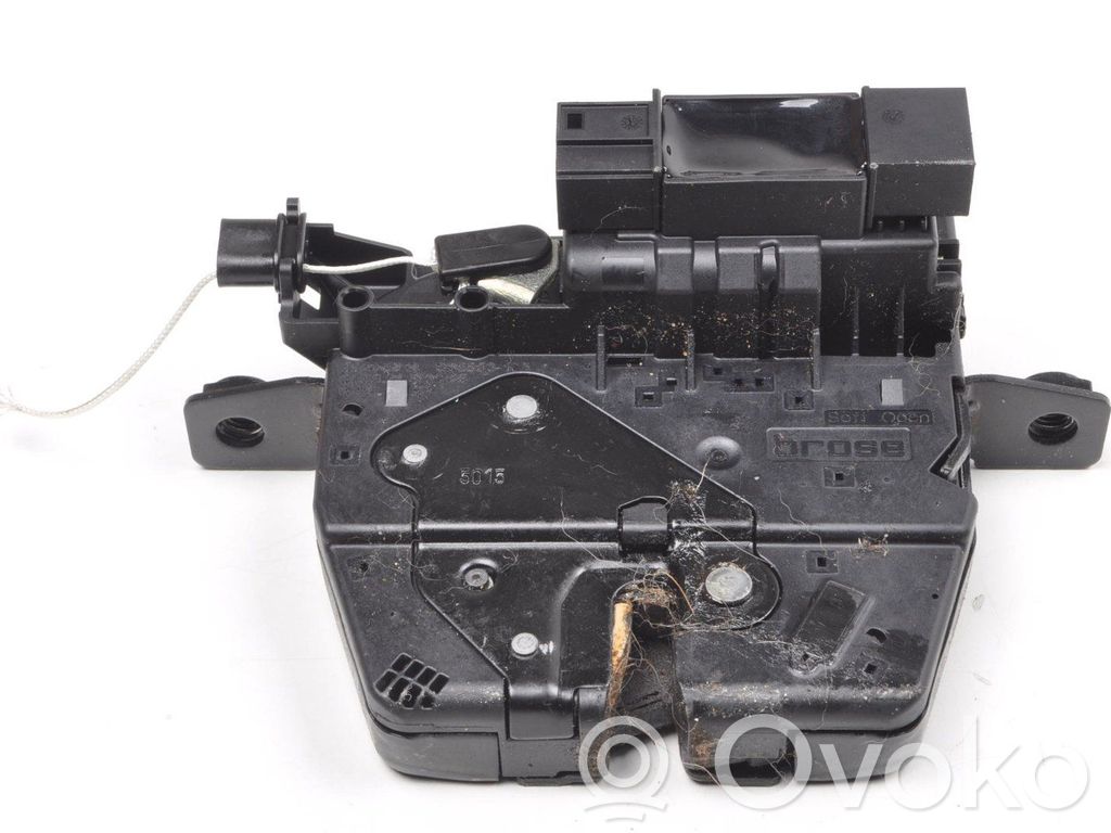 BMW 3 F30 F35 F31 Zamek klapy tylnej bagażnika 