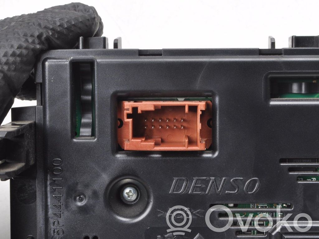 Citroen C-Elysée Climate control unit 