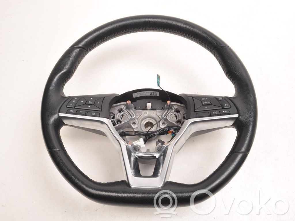 Nissan Micra K14 Volante 