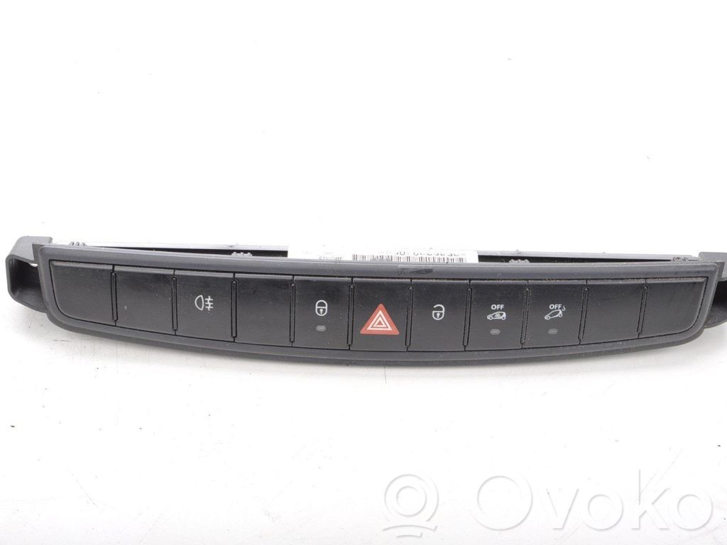 Smart ForFour I Hazard light switch 