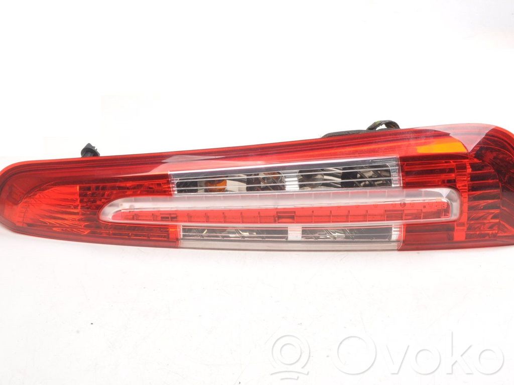 Rear/tail lights