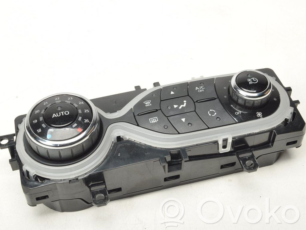 Renault Zoe Climate control unit 