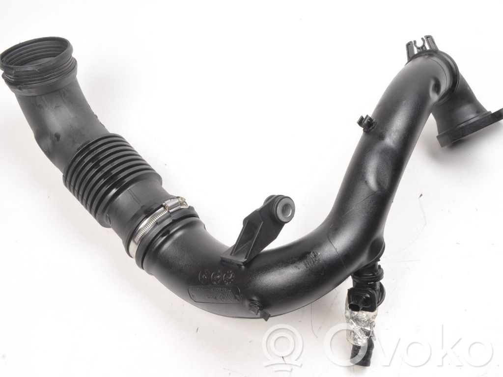 Renault Master III Furtun/conductă intercooler 
