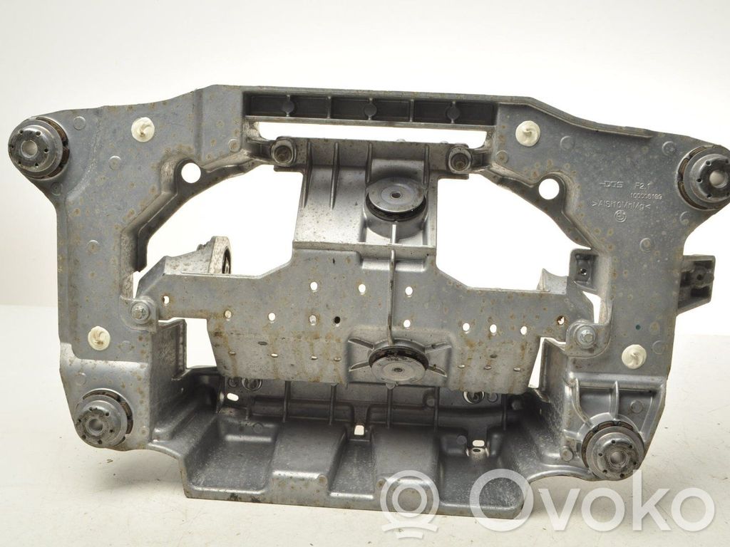 BMW i4 A/C compressor mount bracket 