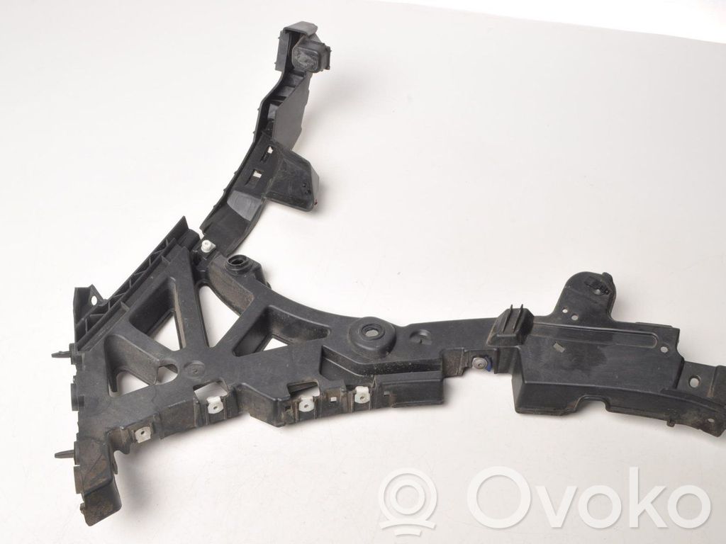 Front bumper mounting bracket   J9D317B930A,MK72156037AA