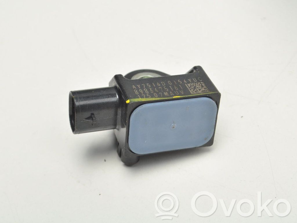 Isuzu D-Max Airbagsensor Crashsensor Drucksensor 