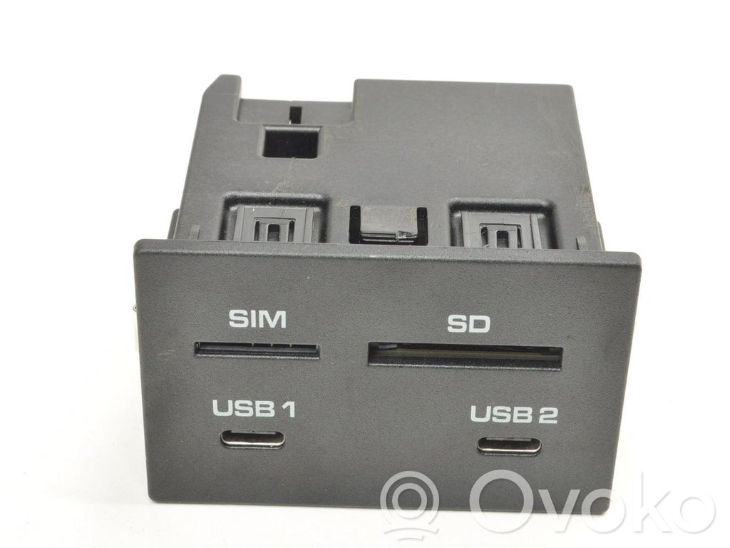 Porsche Macan (95B) Enchufe conector USB 