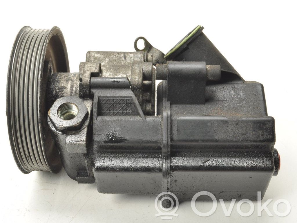 Porsche 911 996 Ohjaustehostimen sähköpumppu 