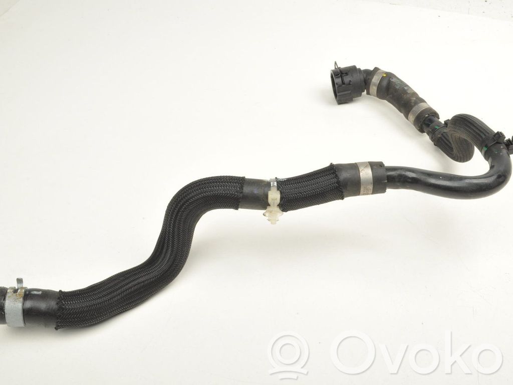 Engine coolant pipe/hose   J9D38D140AD
