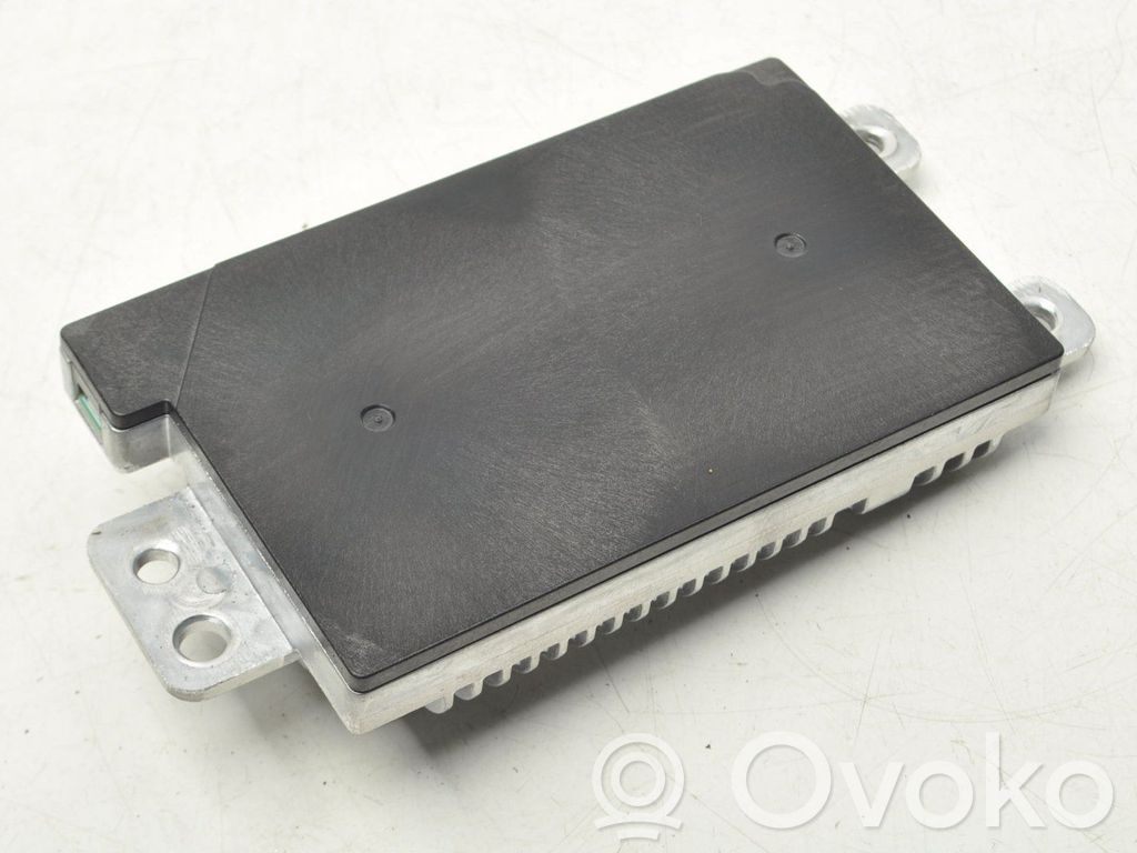 Mazda 3 Battery charger (optional) 