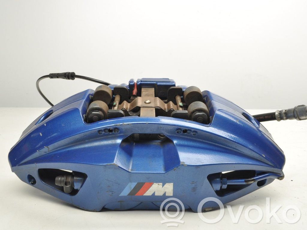 BMW i4 Etujarrusatula 
