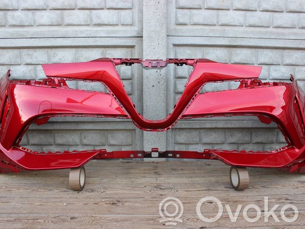 Alfa Romeo Junior Parachoques delantero 