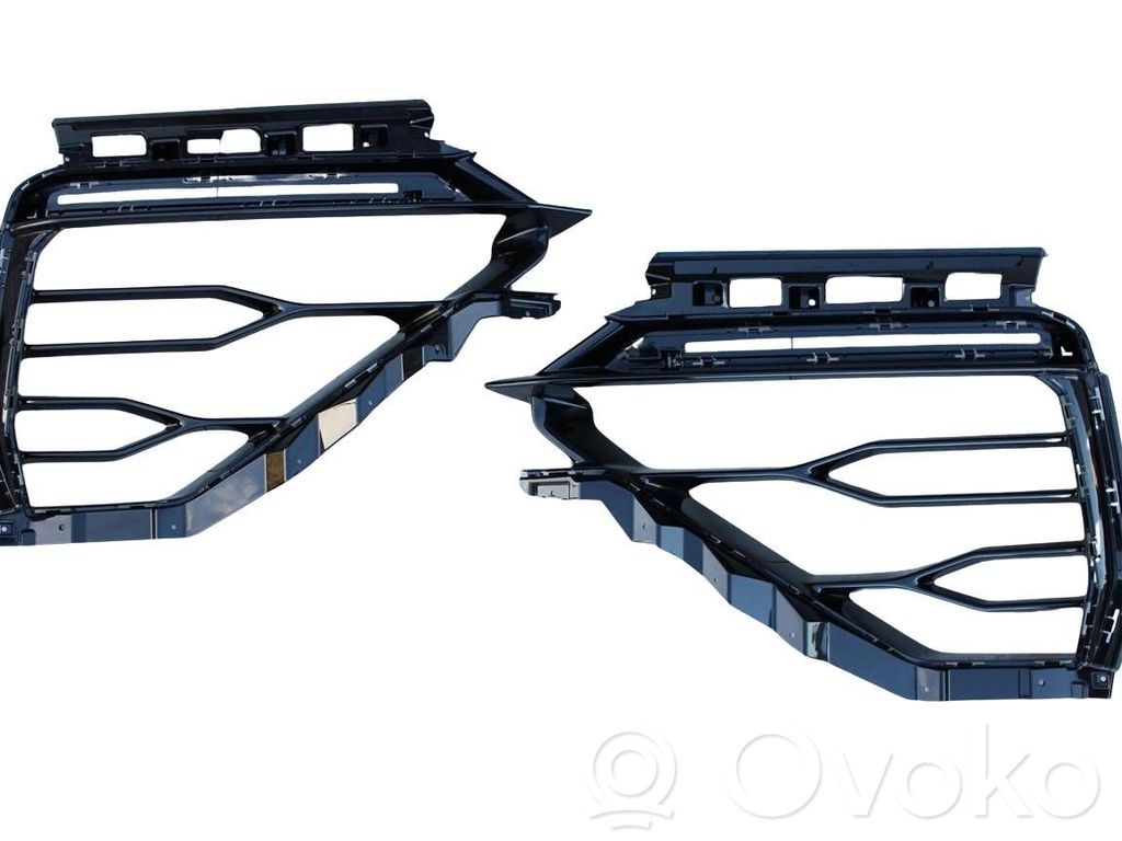 Lamborghini Urus Front bumper lower grill 