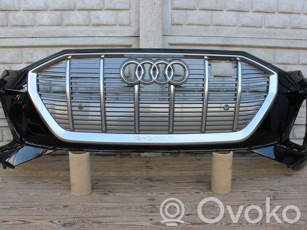 Front bumper   4KE807437C
