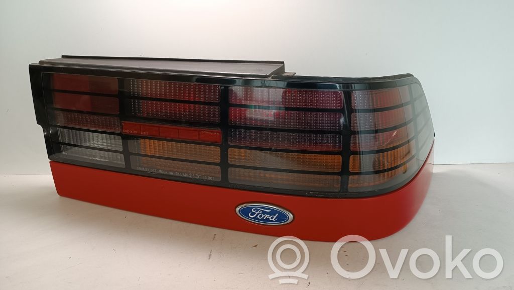 Rear/tail lights   0437837