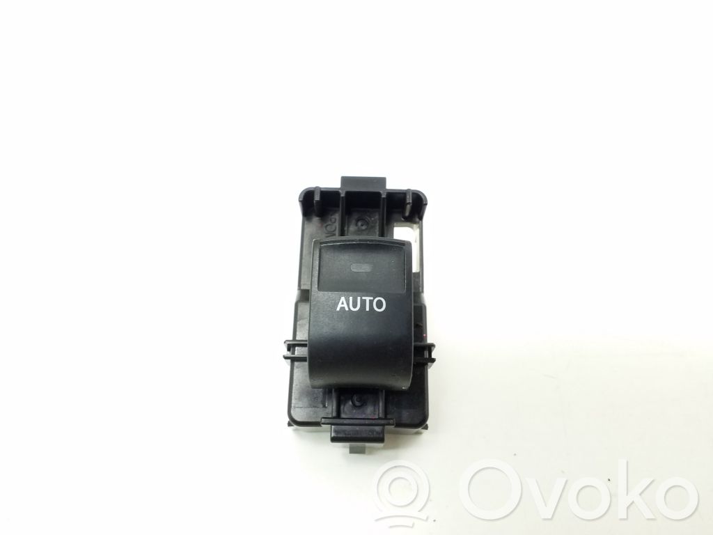 Toyota Auris E180 Electric window control switch 