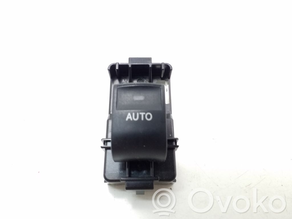 Toyota Auris E180 Electric window control switch 