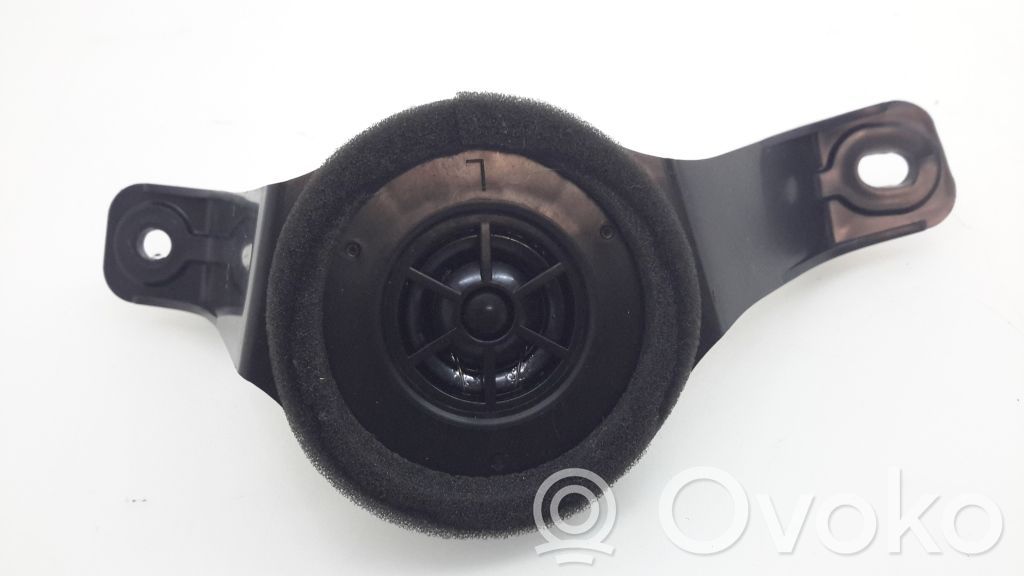 Toyota RAV 4 (XA30) Altavoz de la puerta delantera 