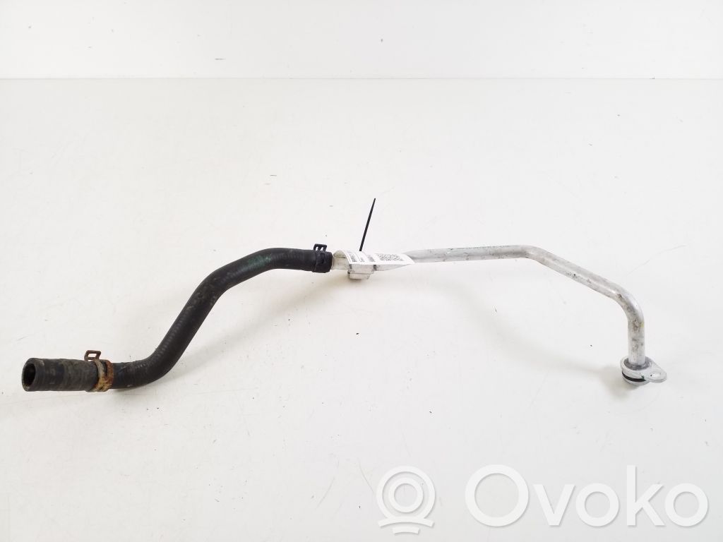 BMW 2 F46 Rura / Wąż dolotowy powietrza 