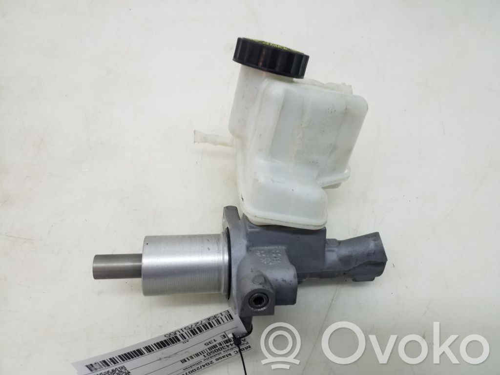 Mercedes-Benz C W204 Główny cylinder hamulca 