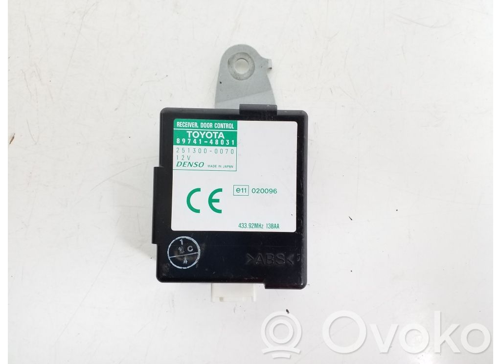 Lexus RX 300 Door central lock control unit/module 