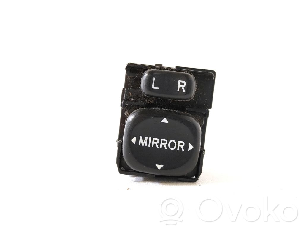 Toyota Prius (XW20) Wing mirror switch 