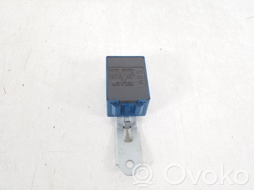 Toyota Corolla E110 Window wiper relay 