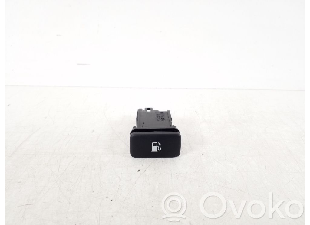 Lexus RX 330 - 350 - 400H Interruttore apertura sportello carburante 