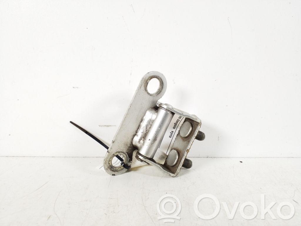 Toyota Corolla E120 E130 Tailgate/trunk/boot hinge 