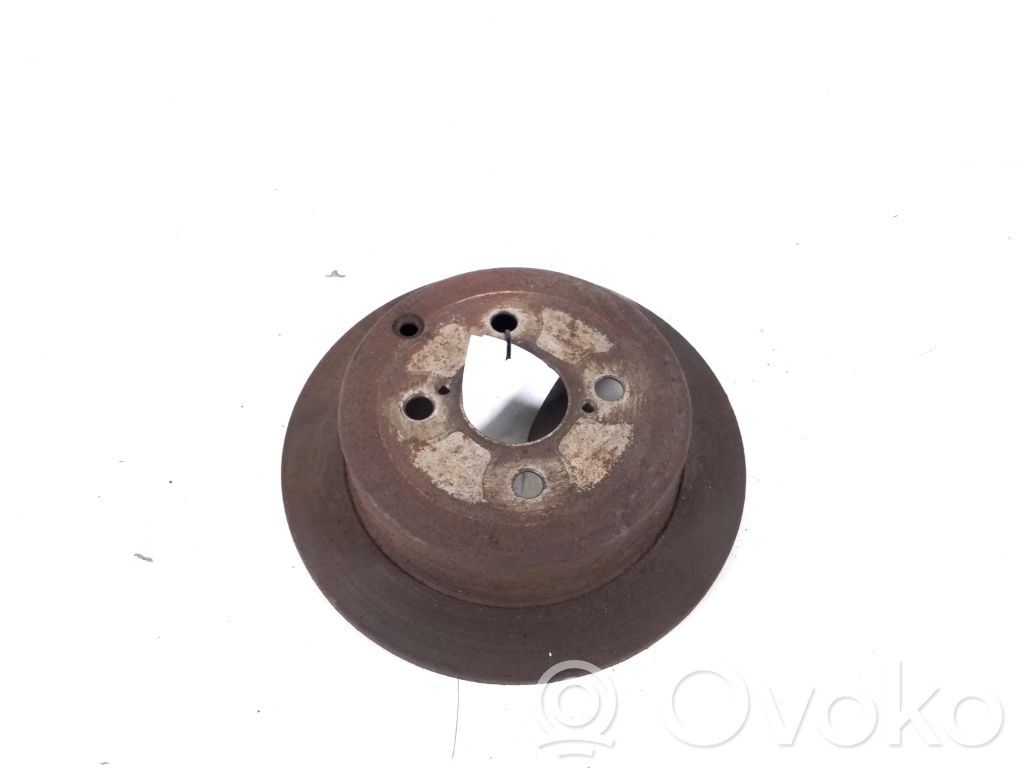 Toyota Corolla E120 E130 Takajarrulevy 