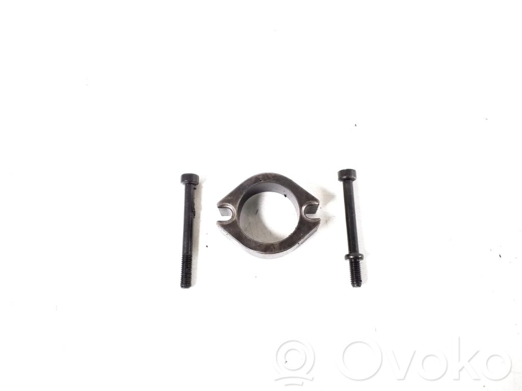 Abrazadera del inyector de combustible