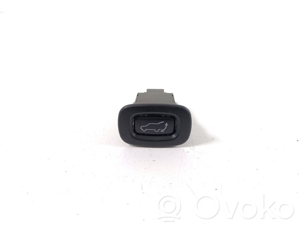 Mitsubishi Outlander Tailgate opening switch 