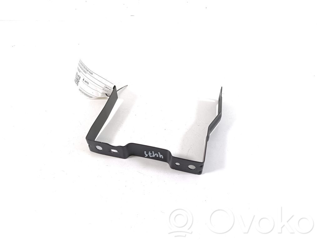 Volvo XC90 Battery bracket 
