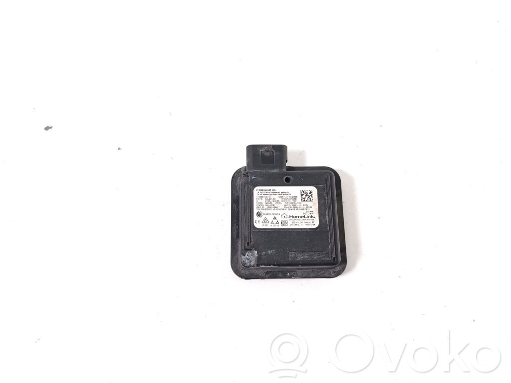 Tesla Model S Sonstige Steuergeräte / Module 