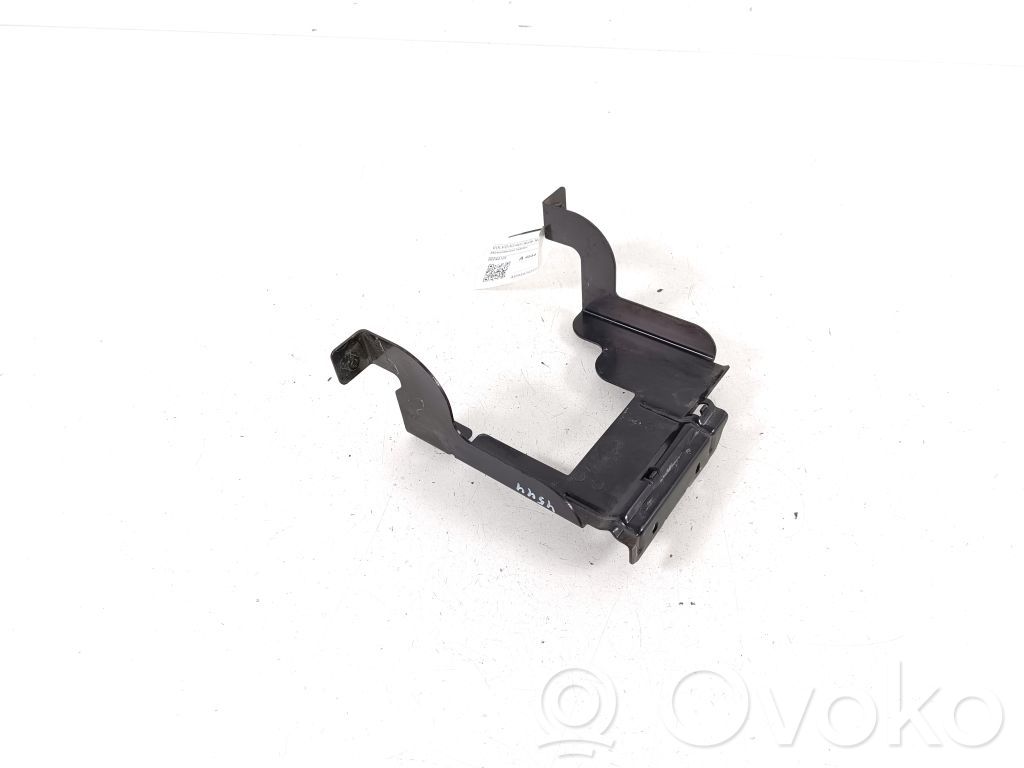 Volvo XC40 Battery bracket 