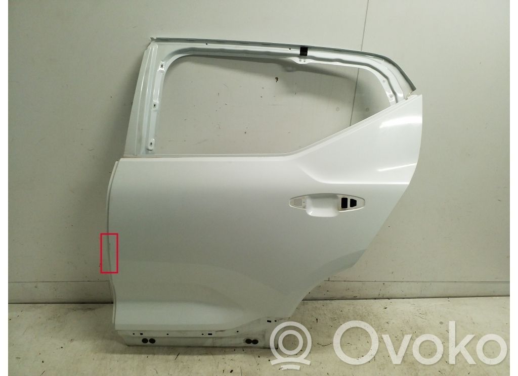 Volvo XC40 Galinės durys 