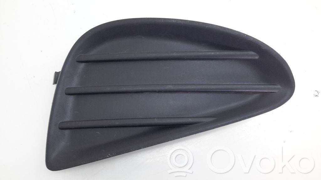 Kratka dolna zderzaka przedniego   814820D140