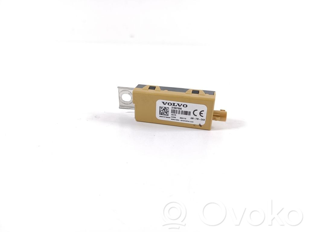 Volvo XC40 Antenos stiprintuvas 