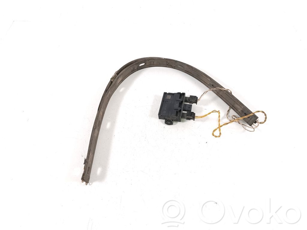 BMW iX3 G08 Tailgate/trunk control unit/module 