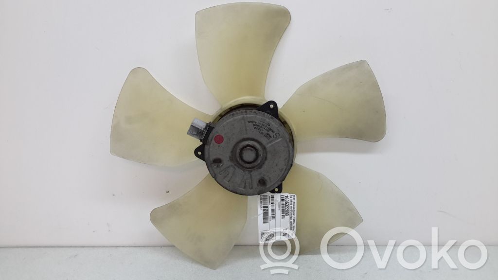 Toyota Corolla Verso E121 Difuzors 