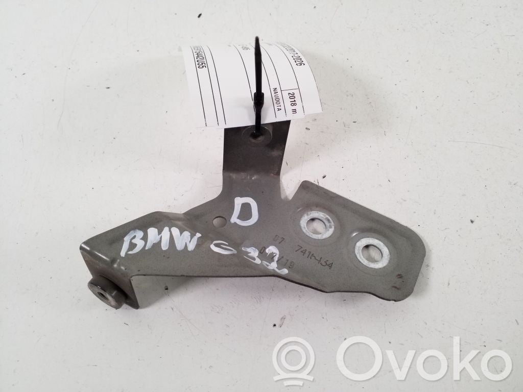 BMW 6 G32 Gran Turismo Uchwyt / Mocowanie błotnika przedniego