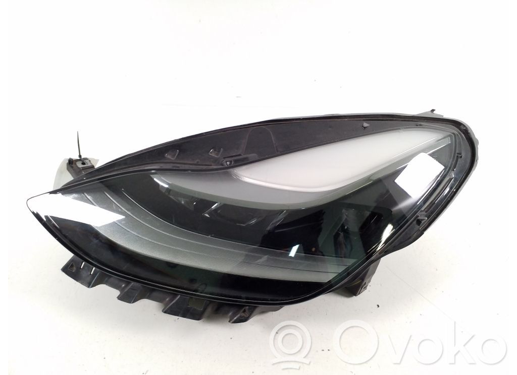 Tesla Model 3 Headlight/headlamp 