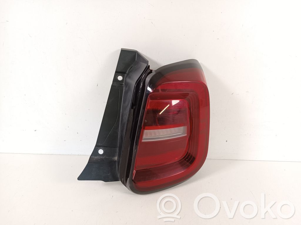Fiat 500 Lampă spate în caroserie 