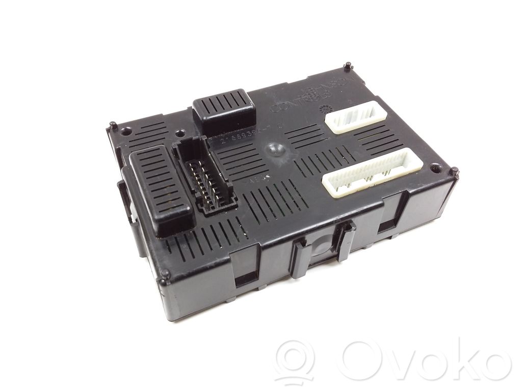 Nissan Note (E11) Comfort/convenience module 